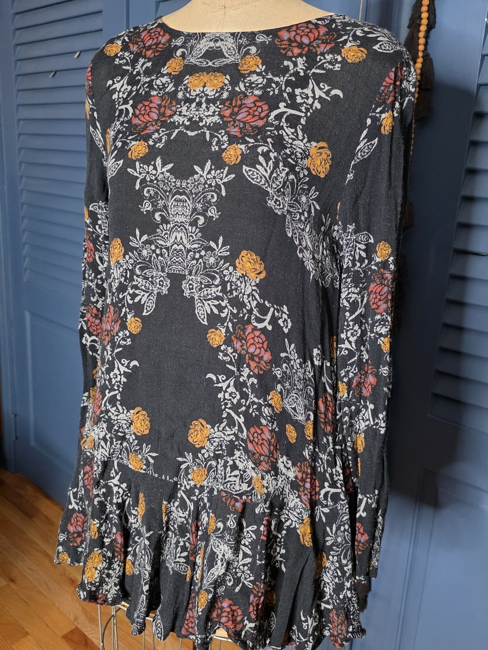 Free People Smooth Talker Tunic Mini Dress Raven Black Floral Size S Open Back - Picture 3 of 11